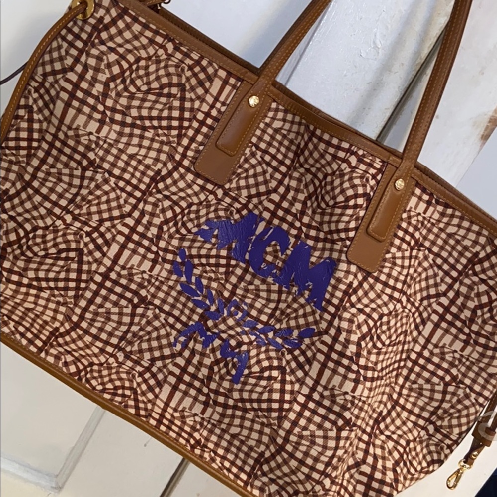 LARGE MCM BEIGE REVERSIBLE TOTE BAG